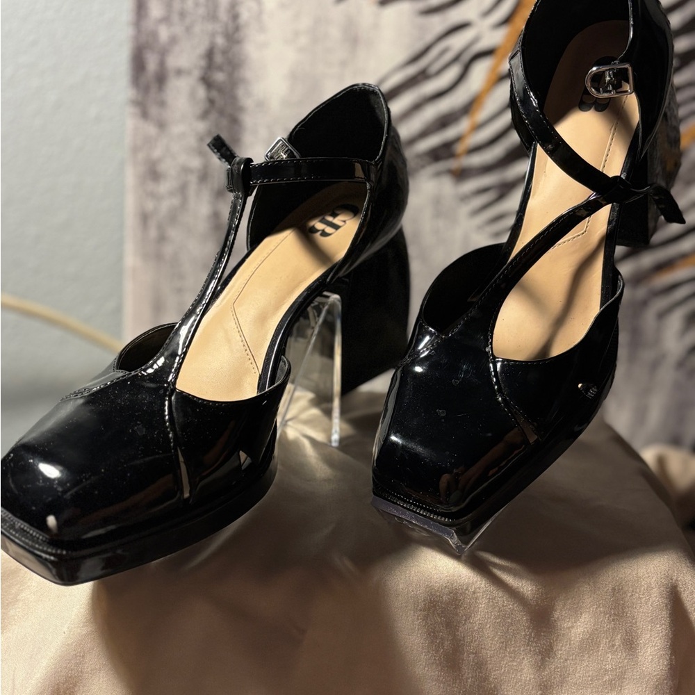 Gianni Bini Black Patent Leather Heels